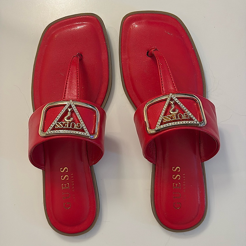 ❤️Red GUESS size 5 women’s sandals